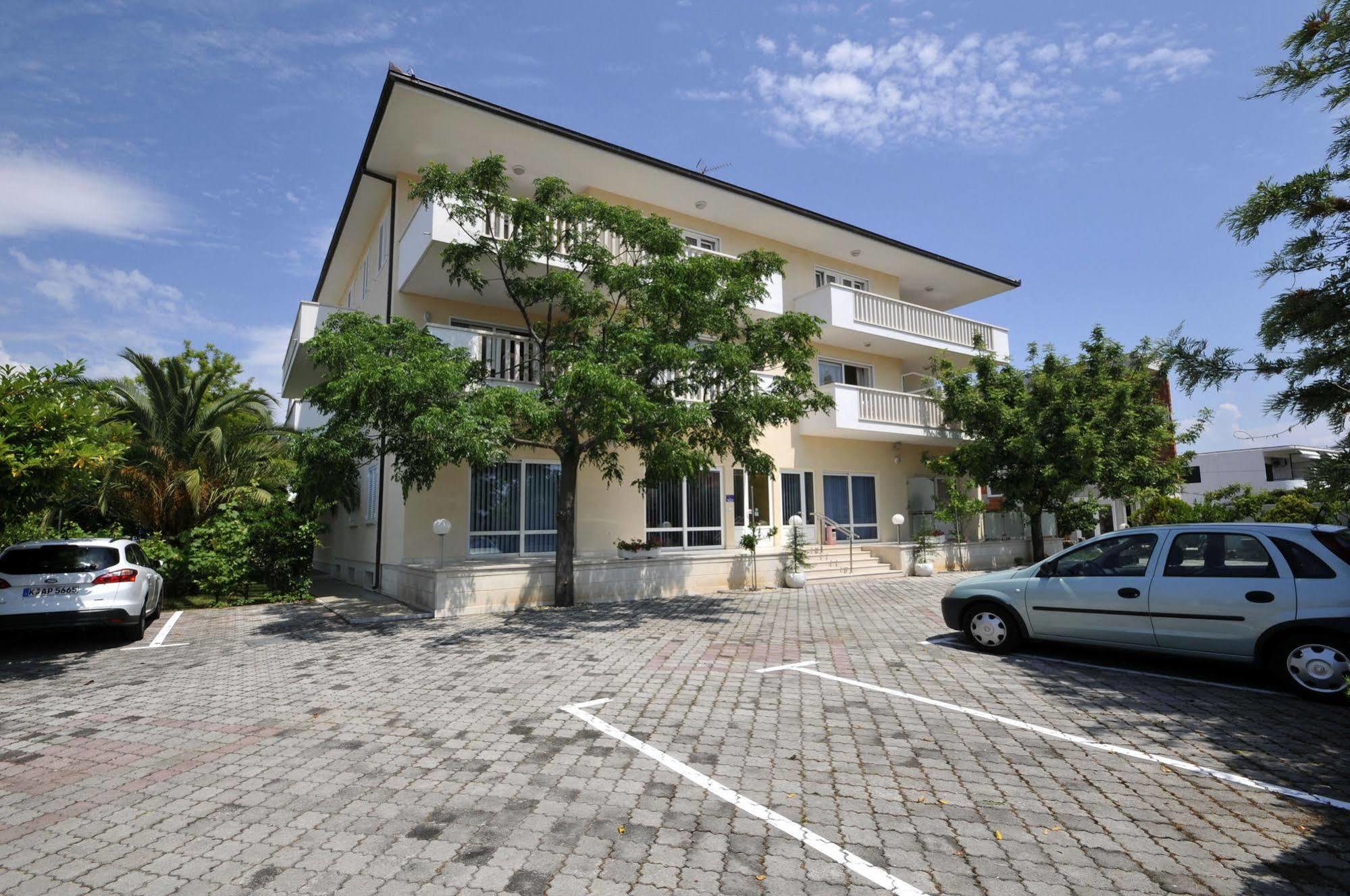 Apartmani Trogir Bagian luar foto